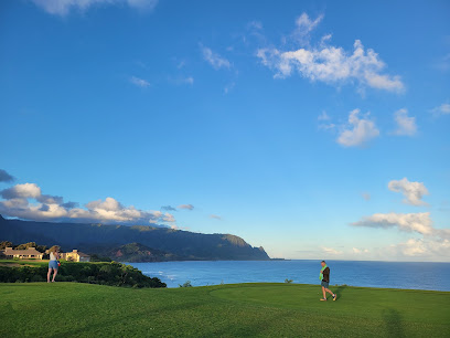 Sunrise Yoga at Makai Golf Course 7th hole — Golf venue in Hawaii