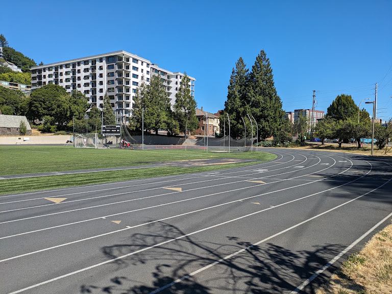 Duniway Track