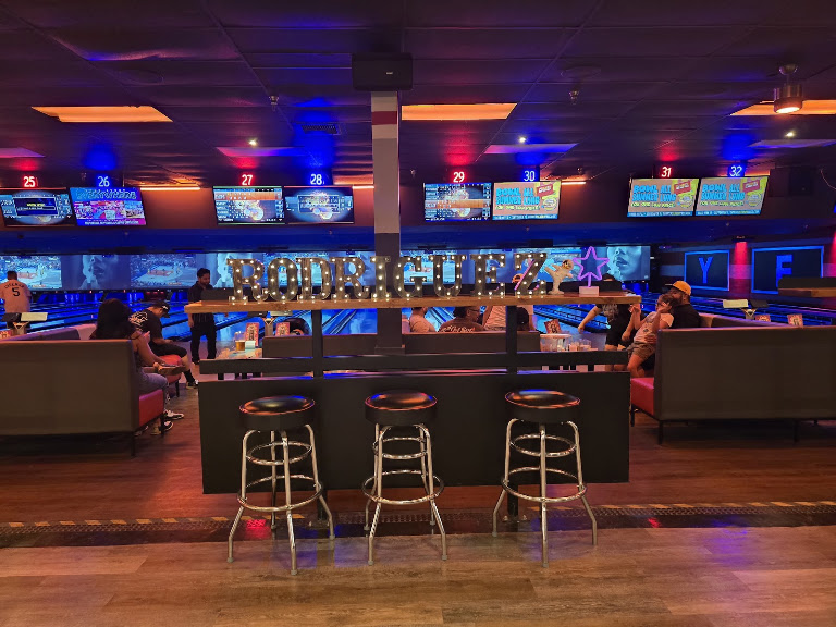 Lucky Strike Montebello