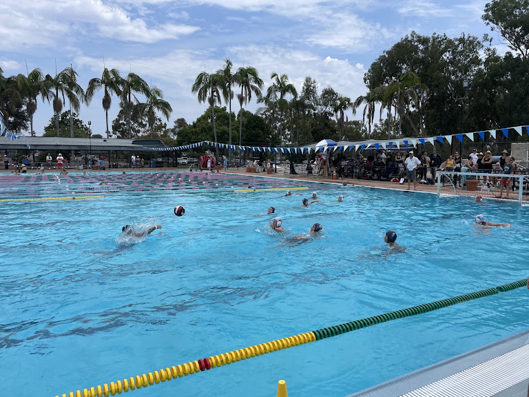 Bud Kearns Memorial Swimming Pool — Swimming venue in California