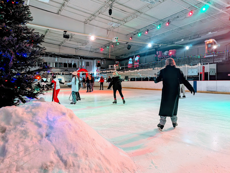 Iceoplex — Ice Skating venue in California