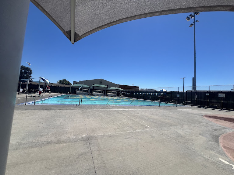 Memorial Pool — Swimming venue in California